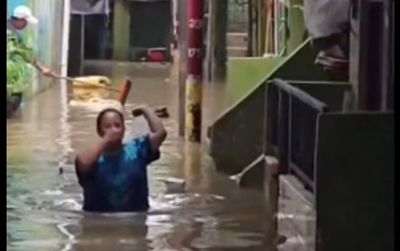 Kali Ciliwung Meluap, 19 RT di Jakarta Terendam Banjir Lebih dari Satu Meter